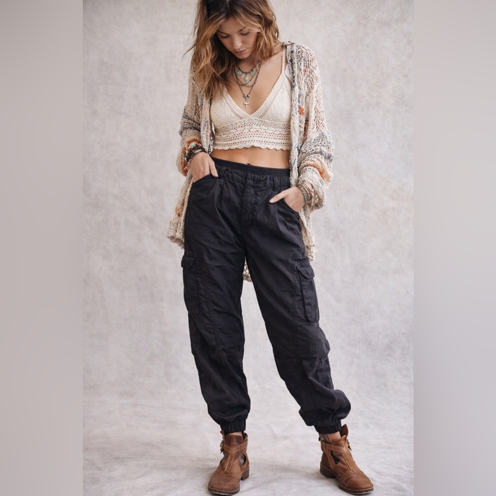 FP Movement | Utility Cargo Jogger Pants Black | Sz S Oversized Pockets